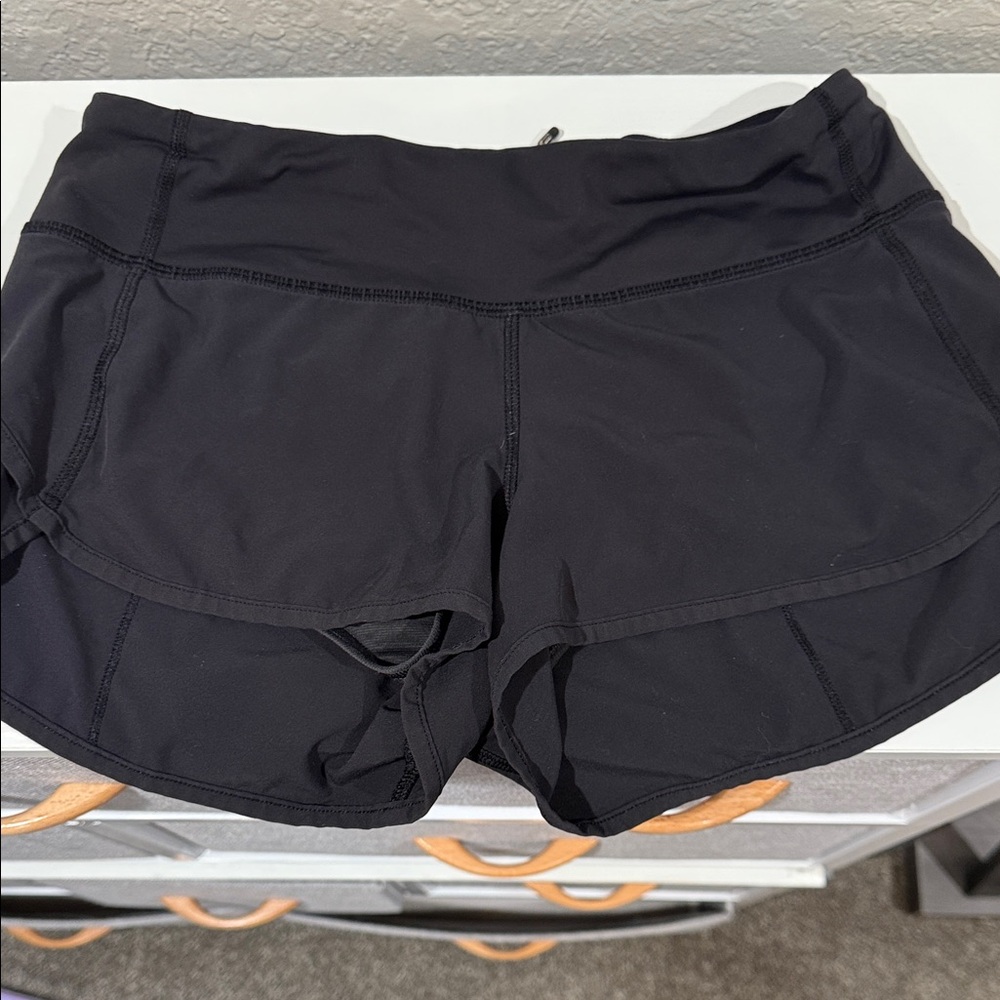 lululemon athletica speed up 2.5 low rise  Black Women's Athletic Shorts